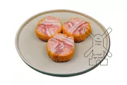 spekburger op bord 